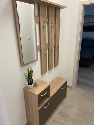 Apartmenthaus Novi*** 노비비노돌스키